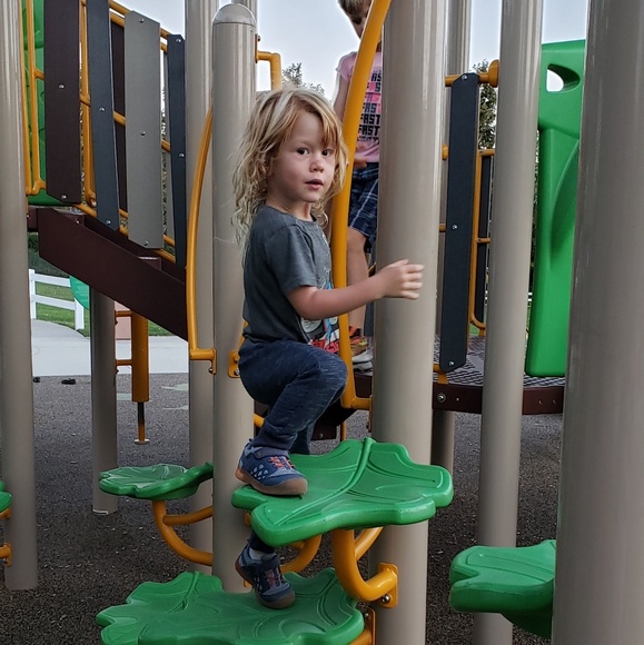 Meet your Posher, Janell - Picture 7 of 8